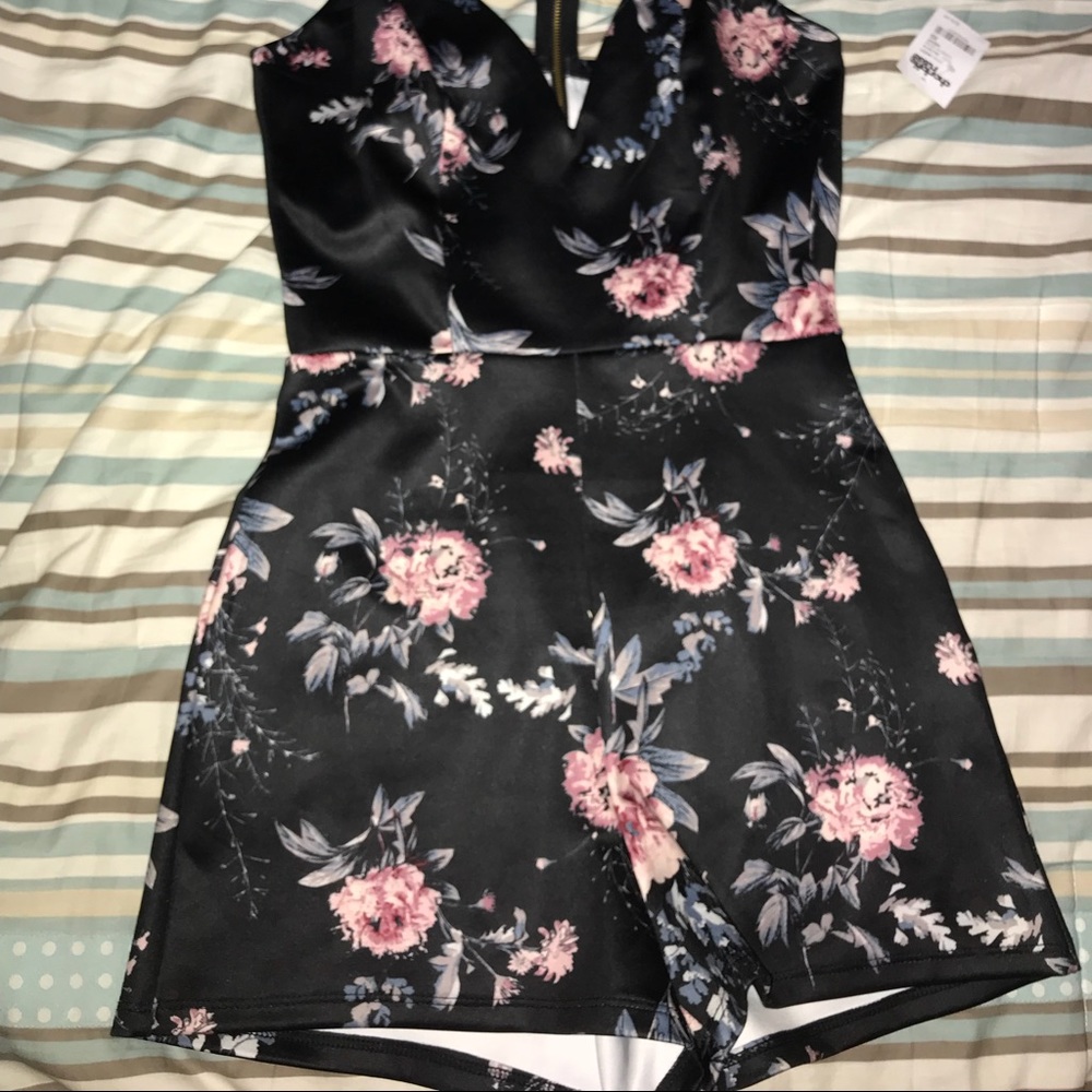 Romper with choker